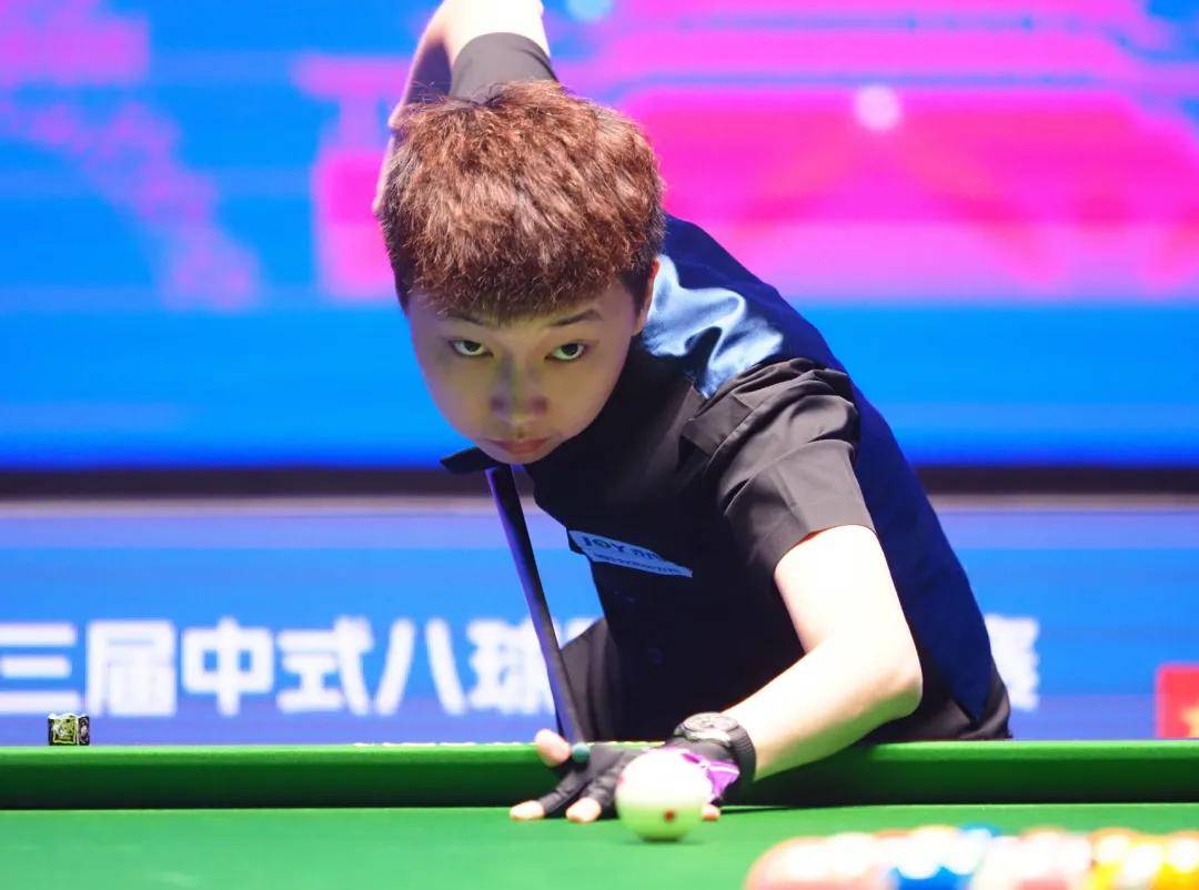 篮球赛事中 篮球赛事中