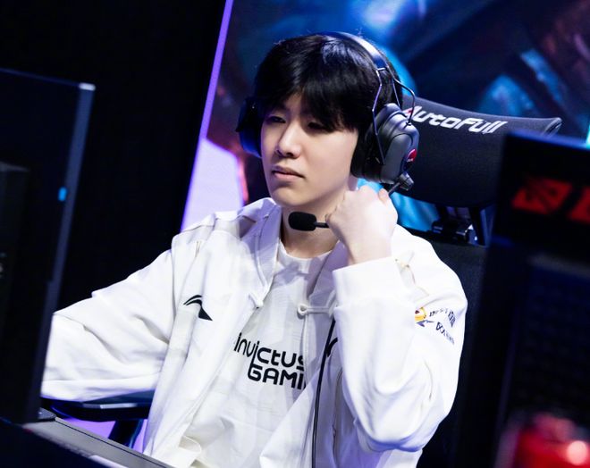 每位球员都 每位球员都