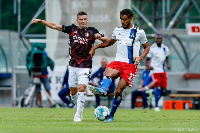 这种背景下 这种背景下